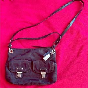 Coach Poppy Crossbody Purse(AUTHENTIC)